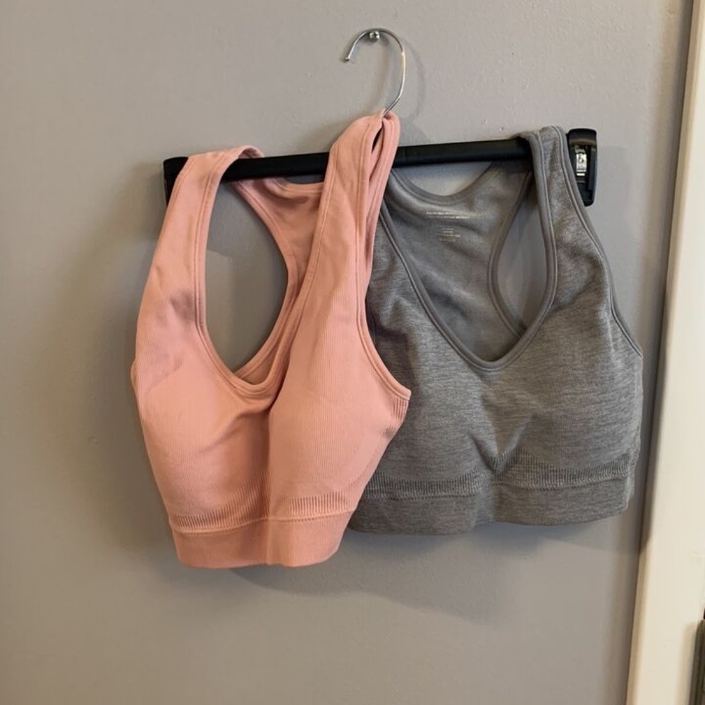 ANYBODY RIB KNIT SEAMLESS COZY LOUNGE BRALETTE SET OF 2 NEW LG ROSE & GREY